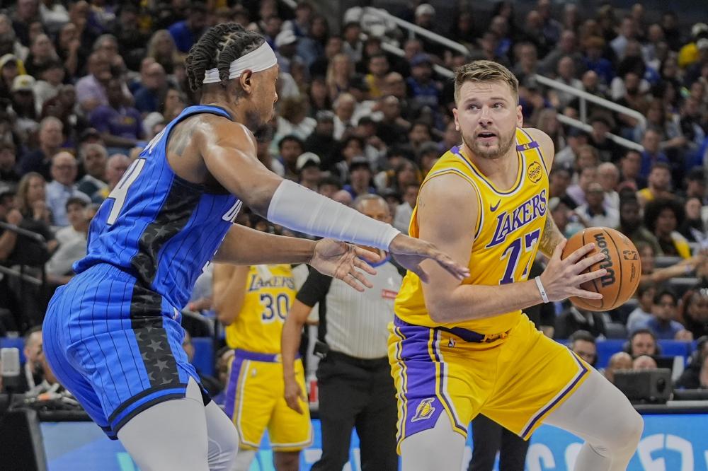 敌时显得更 敌时显得更