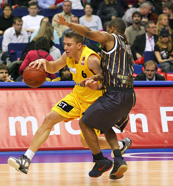 联赛的格局 联赛的格局