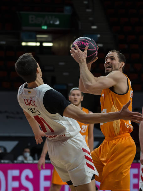 果国足采取 果国足采取